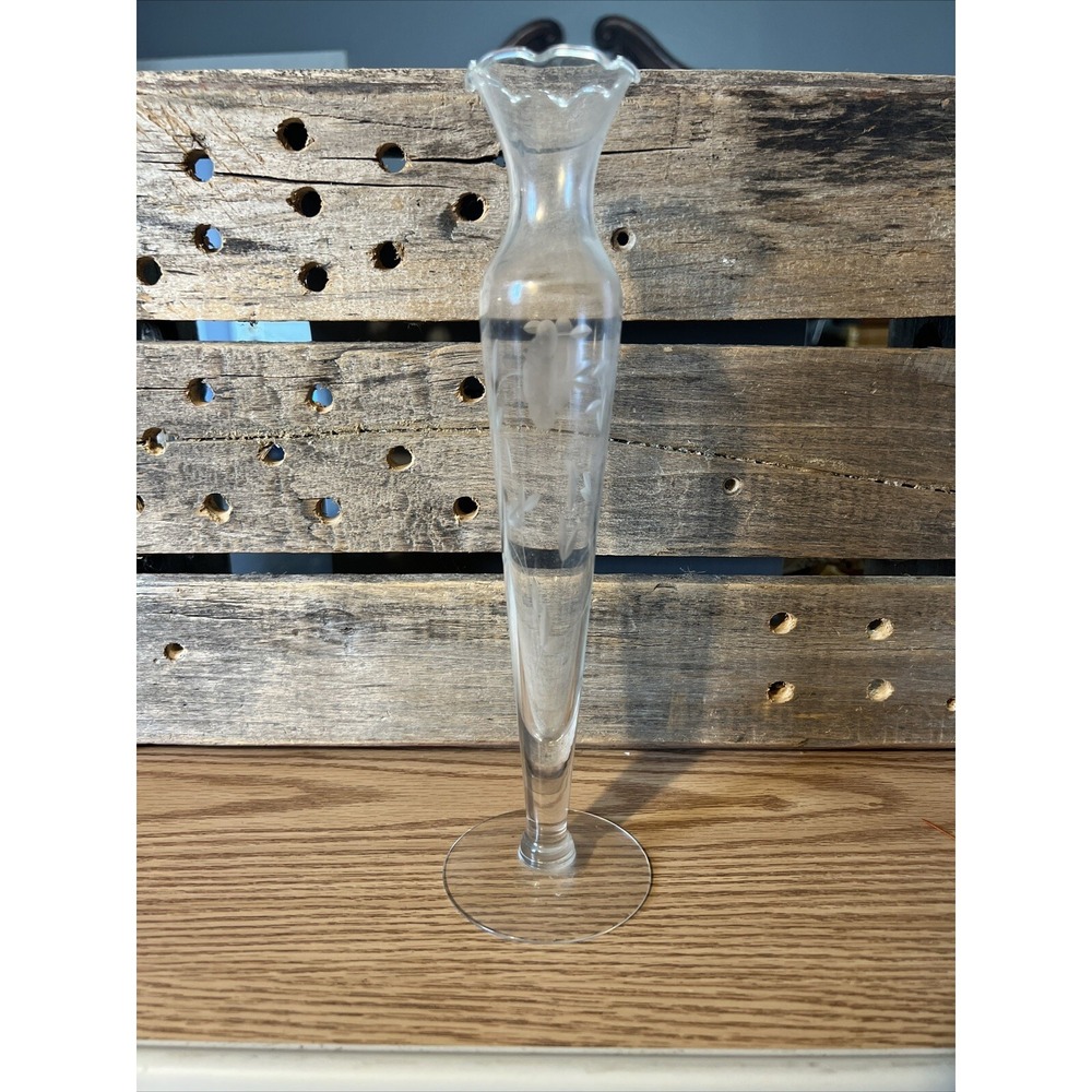 VINTAGE Princess House Crystal Bud Vase Fluted W/ Heritage Handcut pattern 10"
